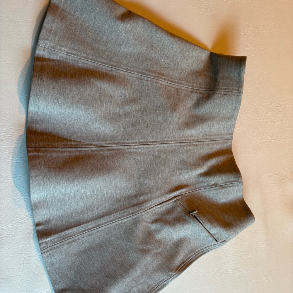 Southern Tide Gray Skirt